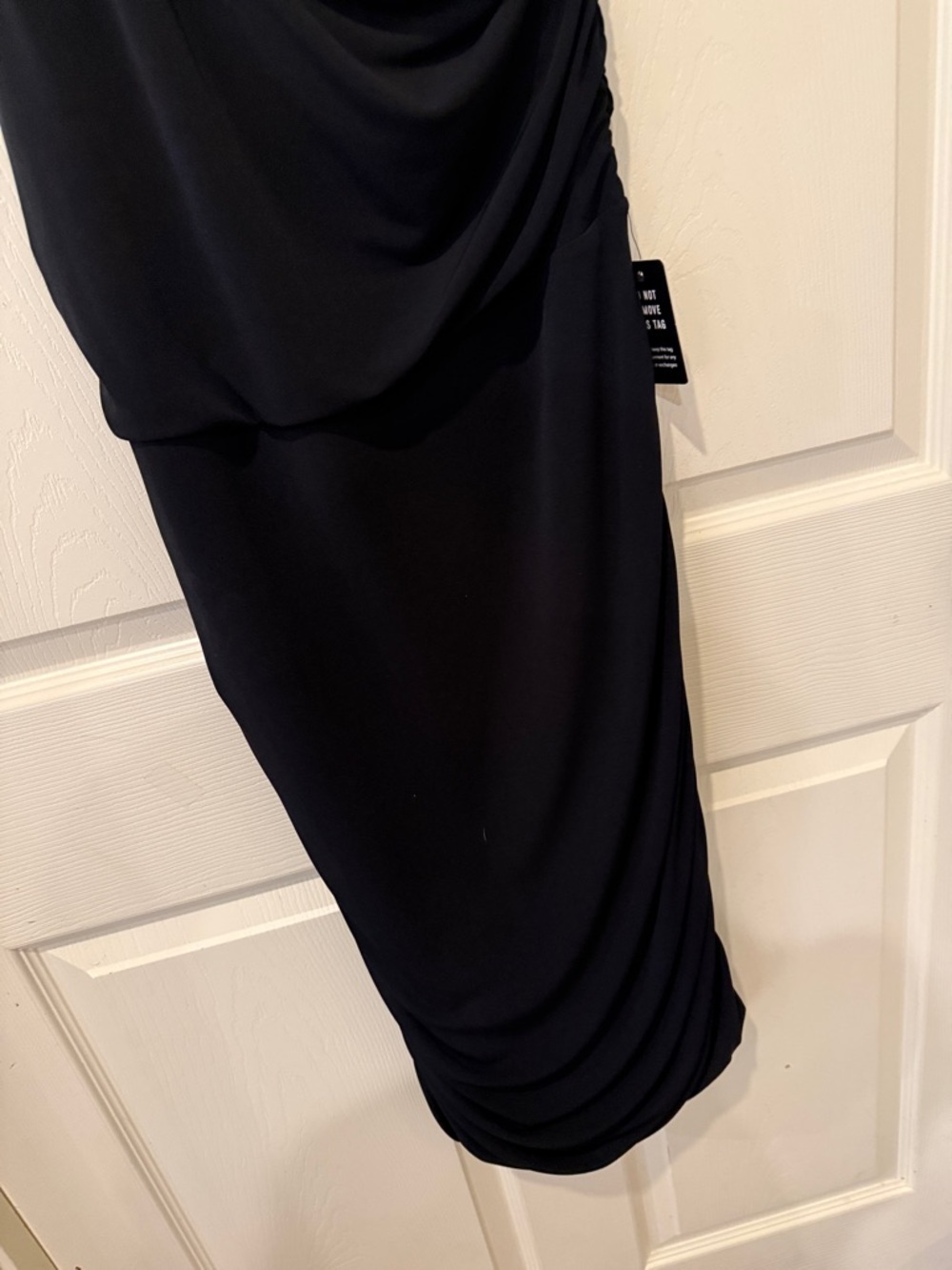 Express NWT black one shoulder ruched dress, large - Picture 5 of 8